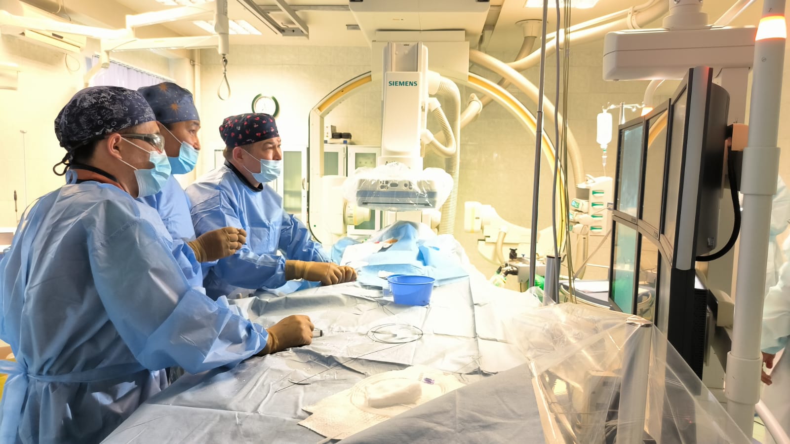  Астанада бауырдың онкологиялық ауруларын емдеудің инновациялық аз инвазивті әдістері